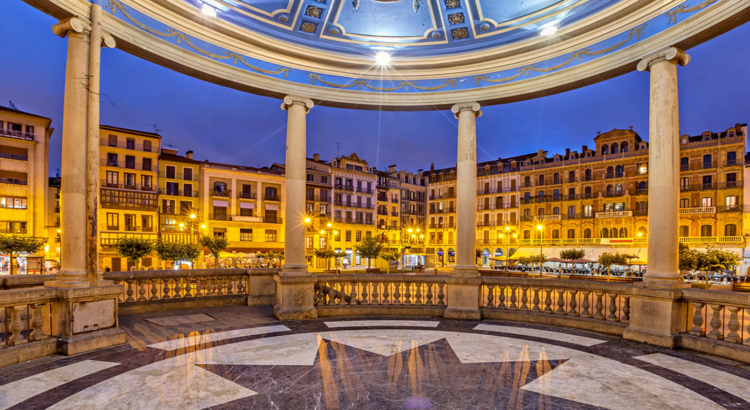 Pamplona Plaza di Castillo